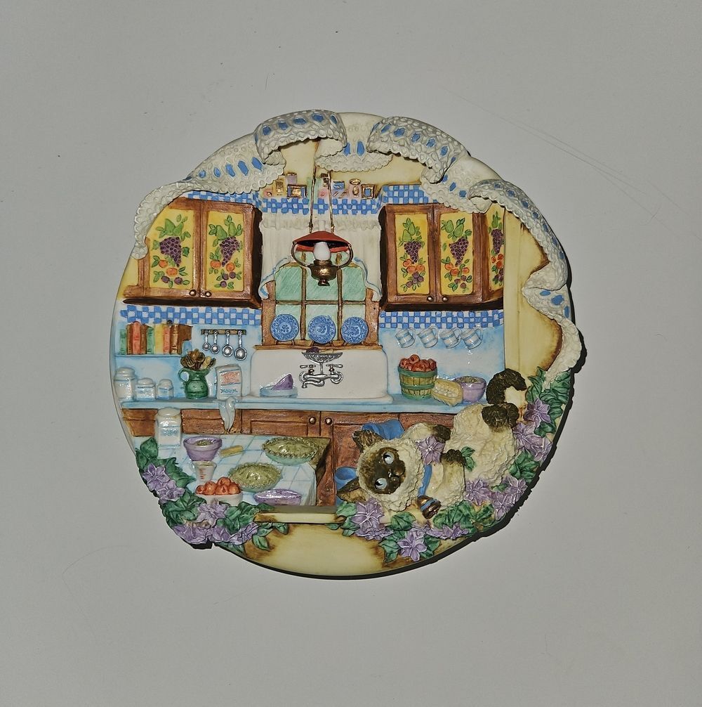 The Bradford Exchange "Cozy Kitchen" Purrfectly At Home 3D Collector Plate